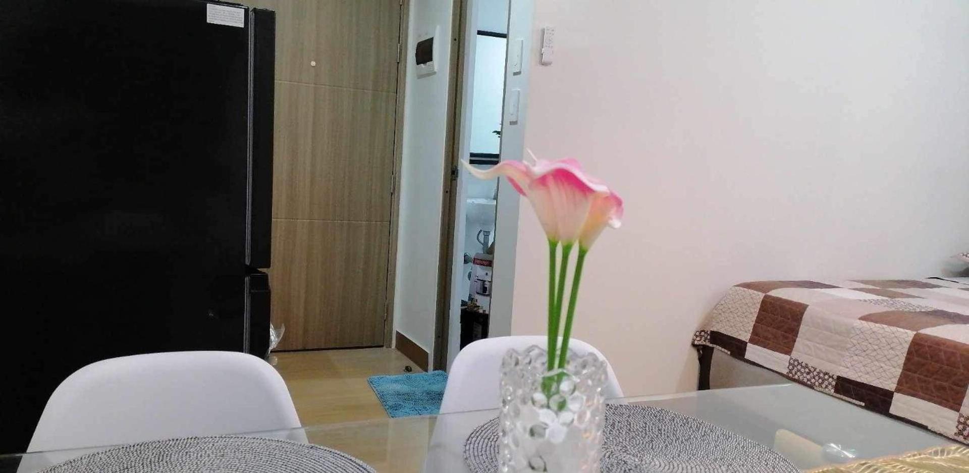 J & F Homestay - Cavite, Philippines トレセ・マルティレス エクステリア 写真