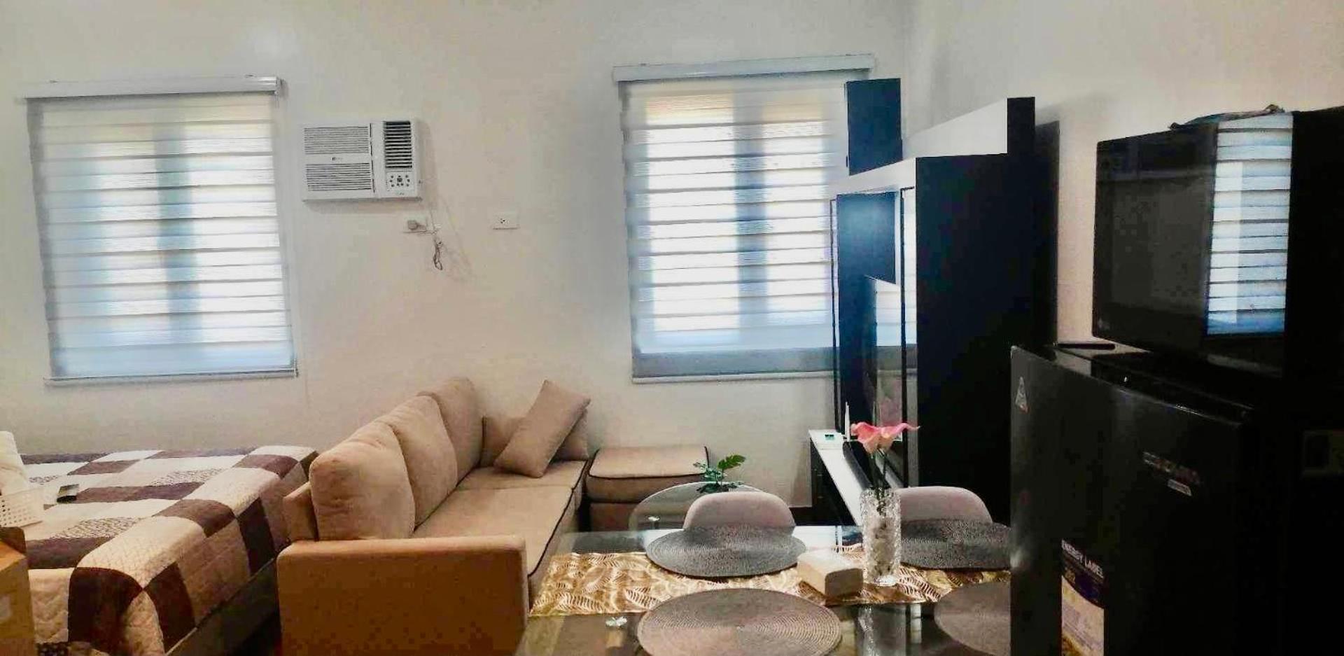 J & F Homestay - Cavite, Philippines トレセ・マルティレス エクステリア 写真